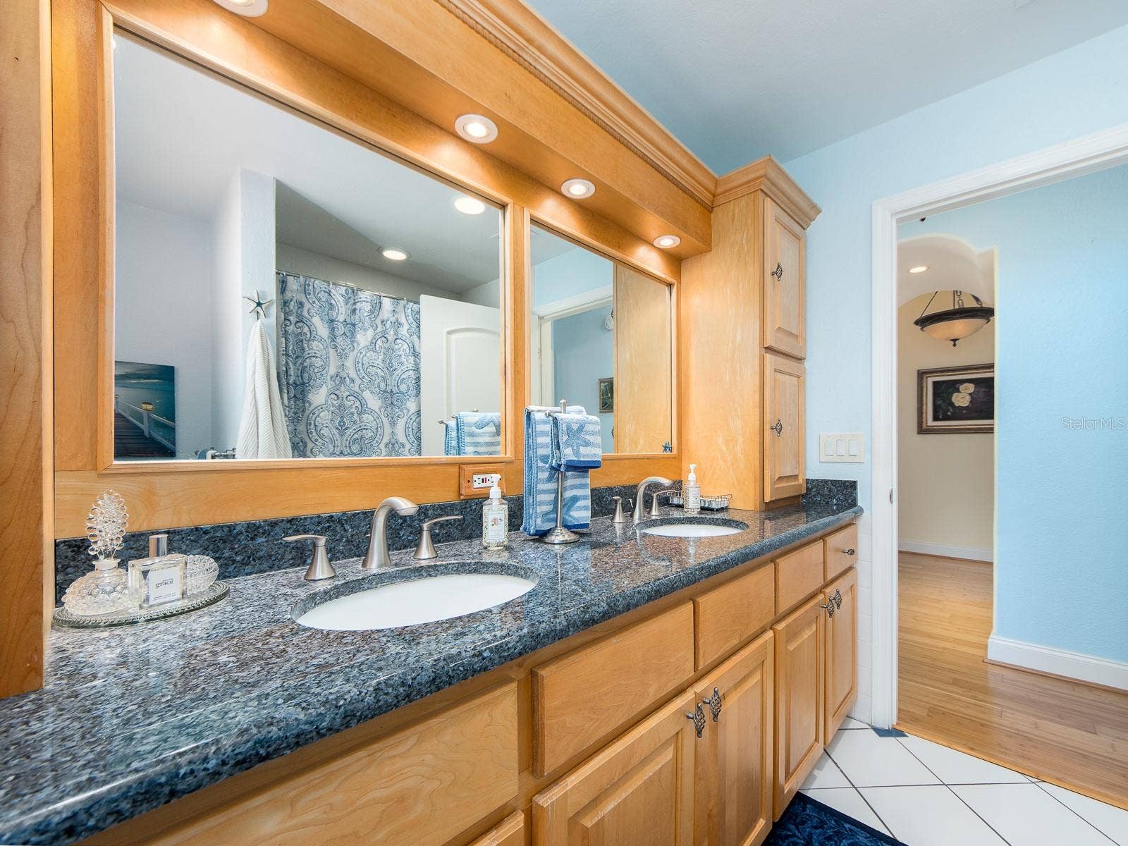 1140 81ST STREET S, St Petersburg, FL 33707 1140 81ST STREET S, St Petersburg, FL 33707