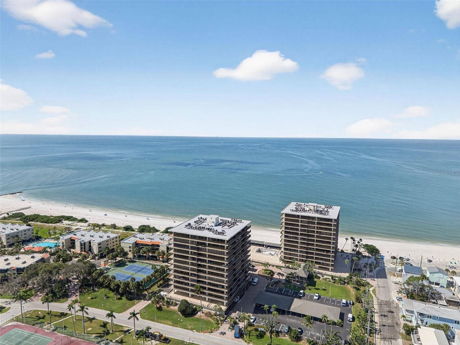 7600 BAYSHORE DRIVE, #902, Treasure Island, FL 33706