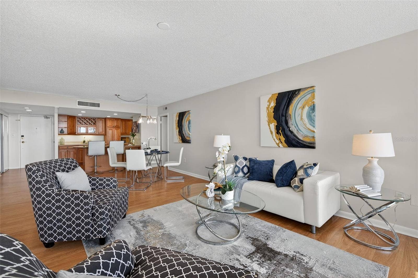 7600 BAYSHORE DRIVE, #902, Treasure Island, FL 33706