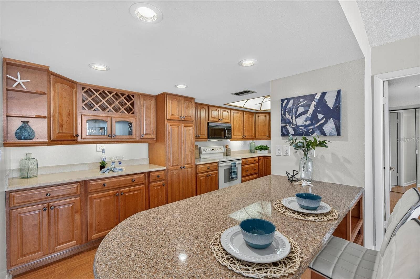 7600 BAYSHORE DRIVE, #902, Treasure Island, FL 33706