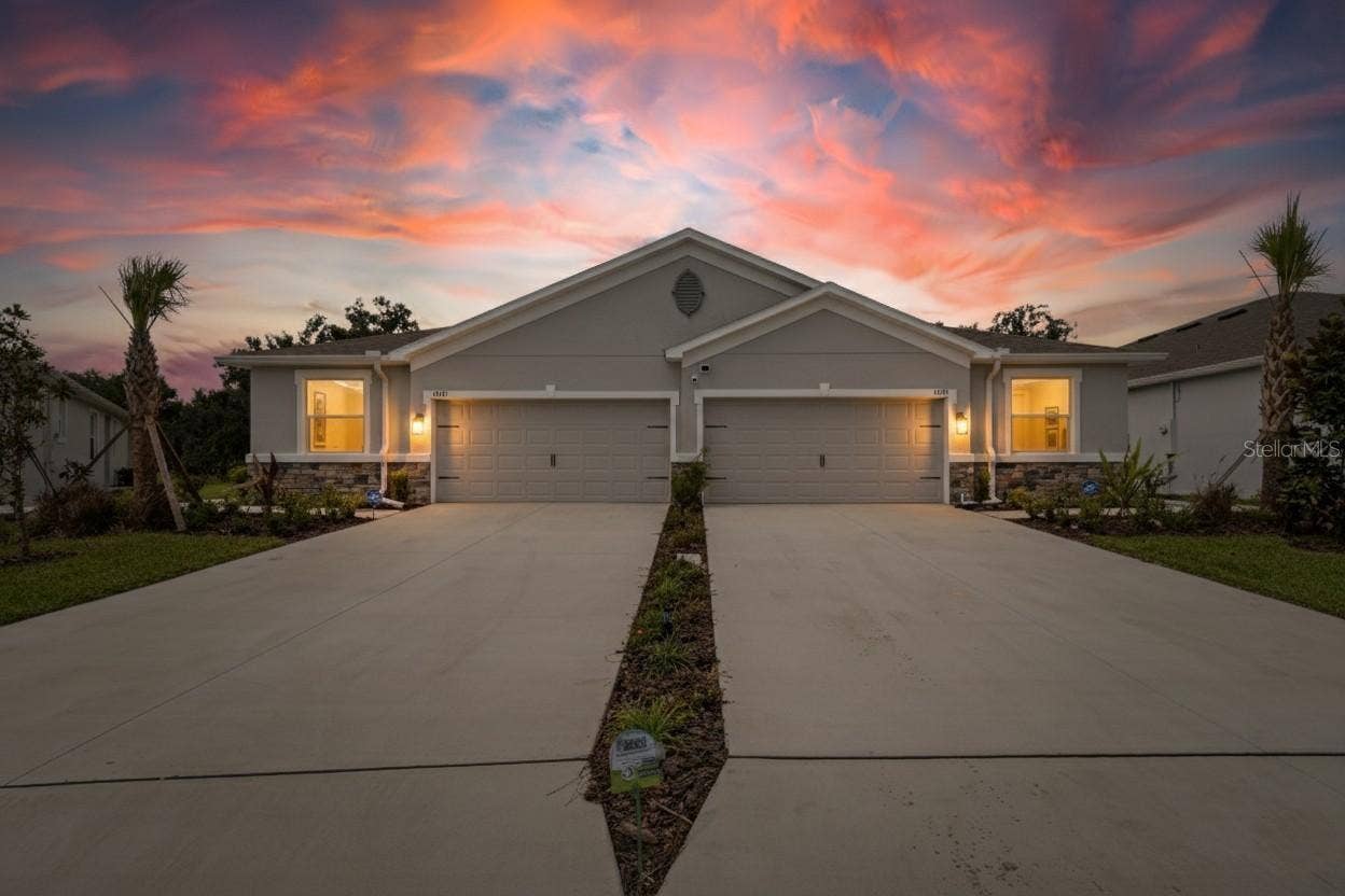 4027 WESTWOOD FIELDS LOOP, Plant City, FL 33565 4027 WESTWOOD FIELDS LOOP, Plant City, FL 33565