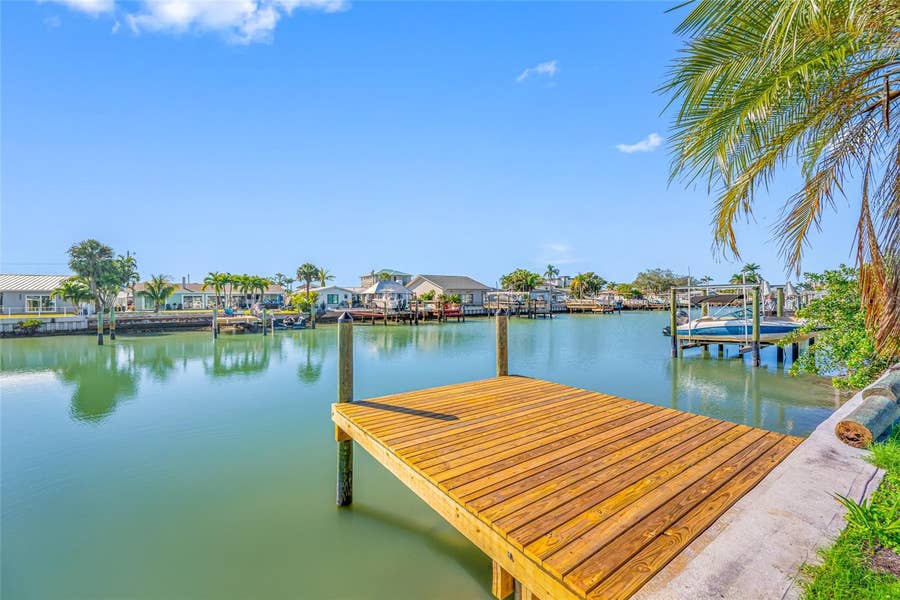 Property photo for 7930 CAUSEWAY BOULEVARD S, St Petersburg, FL