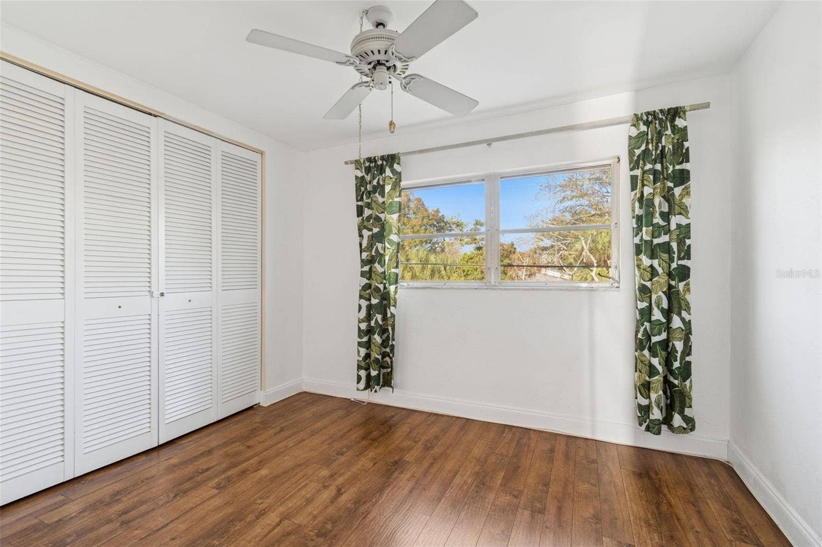 4565 DUHME ROAD, #203, St Petersburg, FL 33708 Large closet space