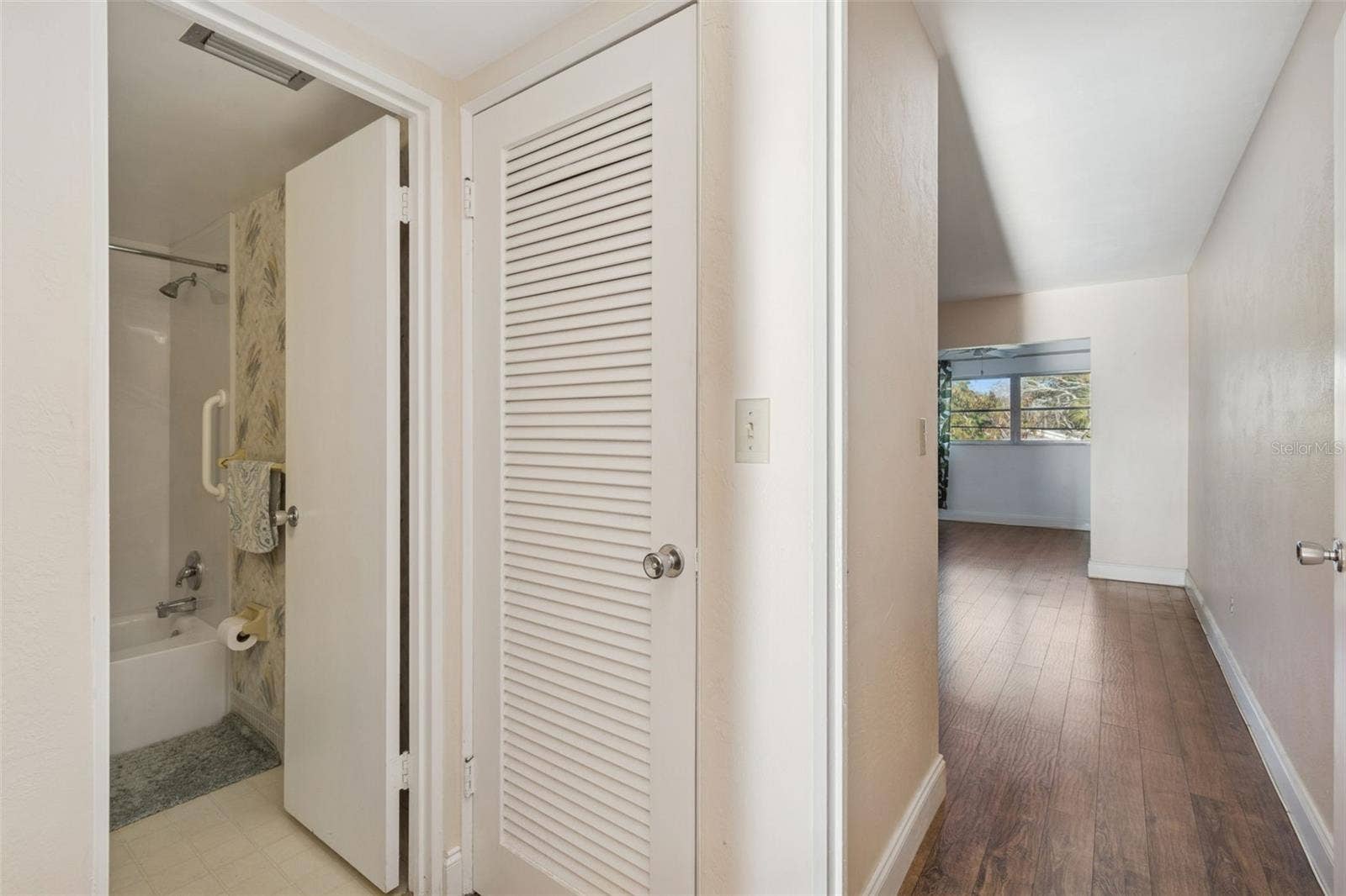 4565 DUHME ROAD, #203, St Petersburg, FL 33708 4565 DUHME ROAD, #203, St Petersburg, FL 33708