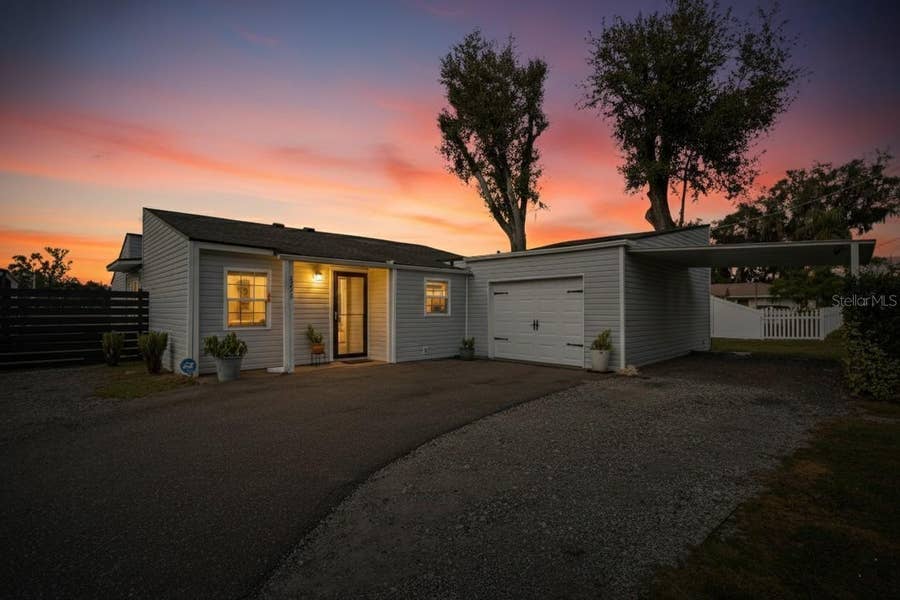 Property photo for 1009 LENNA AVENUE, Seffner, FL