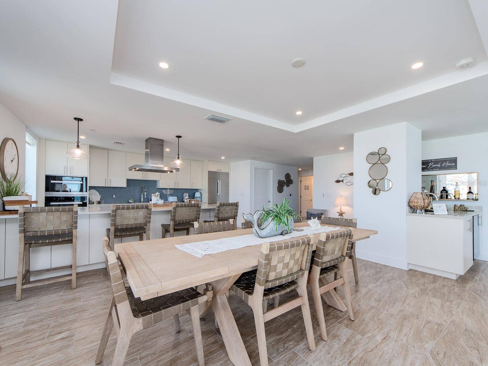 15 AVALON STREET, #403, Clearwater Beach, FL 33767