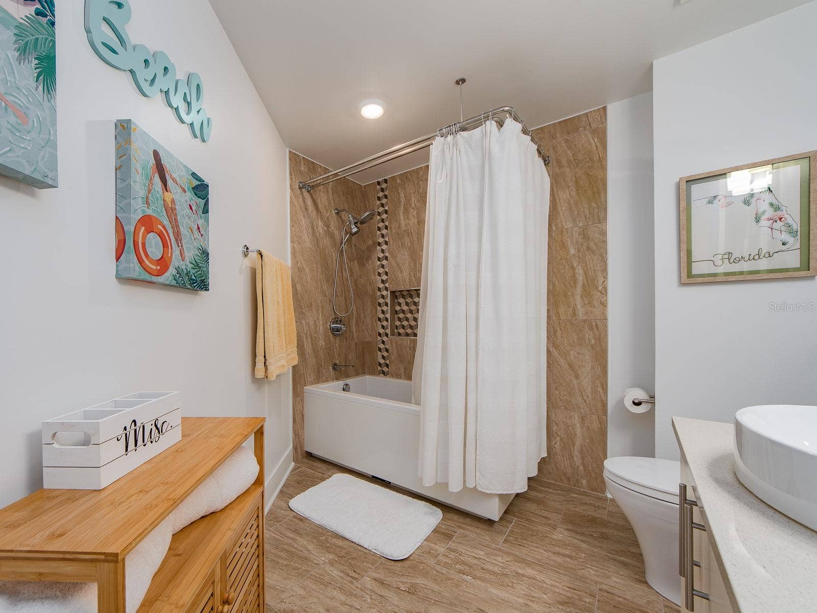 15 AVALON STREET, #403, Clearwater Beach, FL 33767