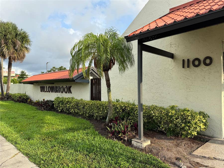 Property photo for 1100 E BAY DRIVE, #35, Largo, FL