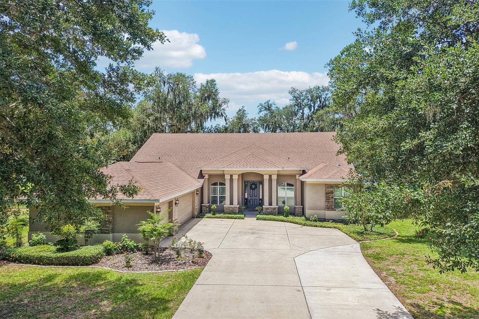 11325 HIDDEN VALLEY LANE, Riverview, FL 33569 11325 HIDDEN VALLEY LANE, Riverview, FL 33569