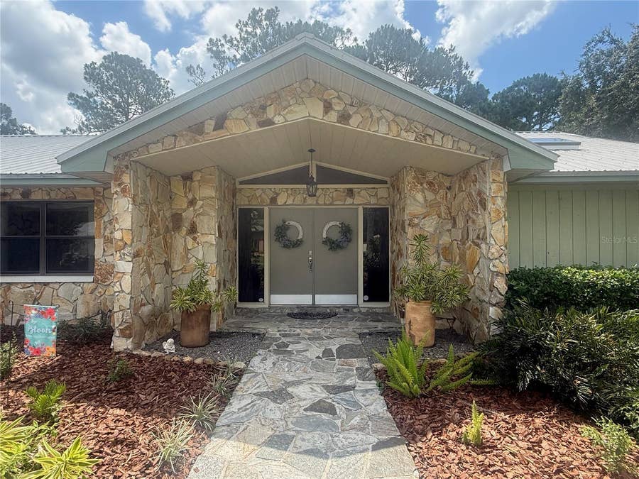 Property photo for 2215 TONIWOOD LANE, Palm Harbor, FL