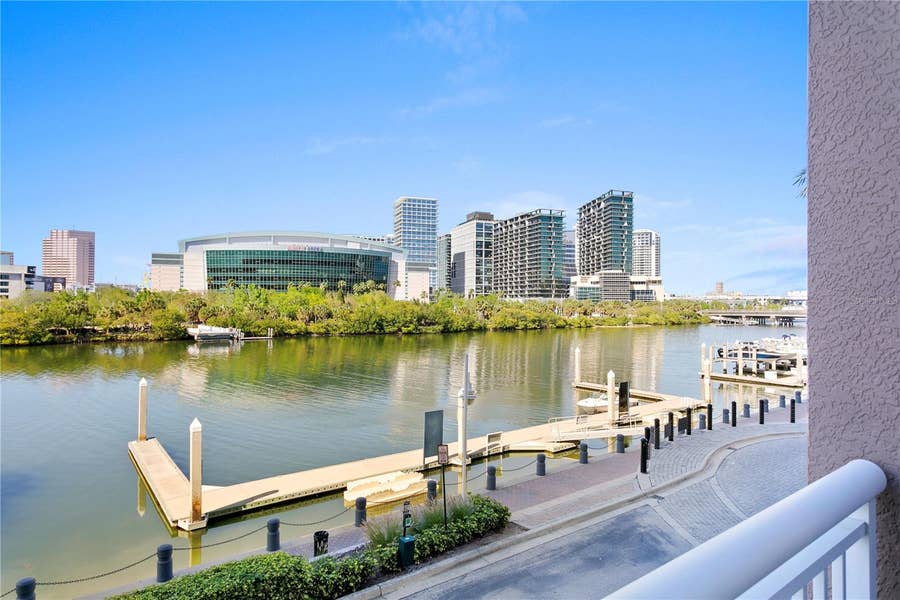 Property photo for 371 CHANNELSIDE WALK WAY, #17, Tampa, FL