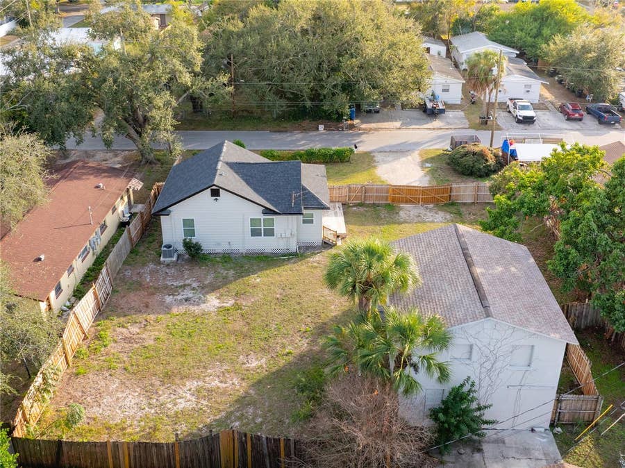 Property photo for 1006 15TH AVENUE NW, Largo, FL