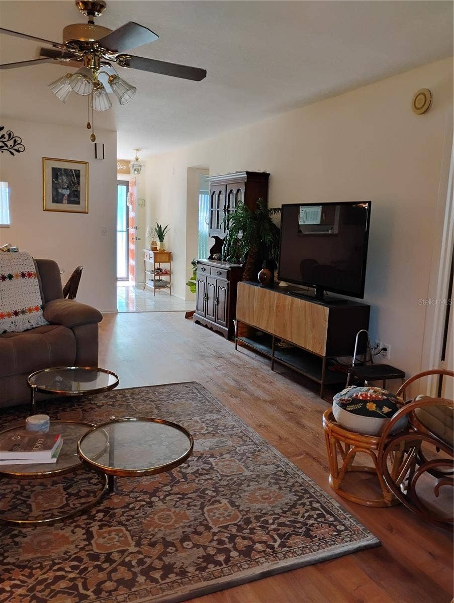 2465 NORTHSIDE DRIVE, #1001, Clearwater, FL 33761 2465 NORTHSIDE DRIVE, #1001, Clearwater, FL 33761