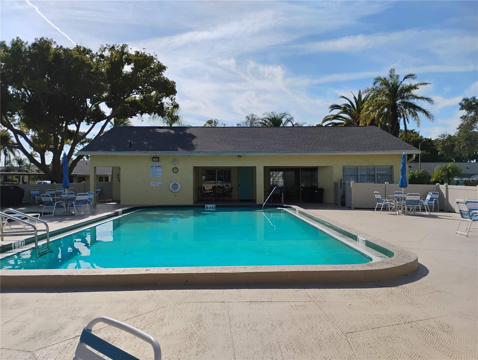 2465 NORTHSIDE DRIVE, #1001, Clearwater, FL 33761 2465 NORTHSIDE DRIVE, #1001, Clearwater, FL 33761