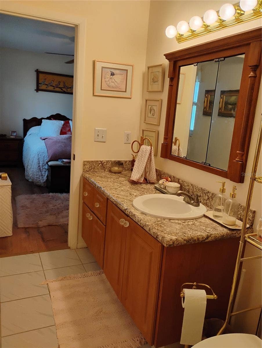 2465 NORTHSIDE DRIVE, #1001, Clearwater, FL 33761 2465 NORTHSIDE DRIVE, #1001, Clearwater, FL 33761