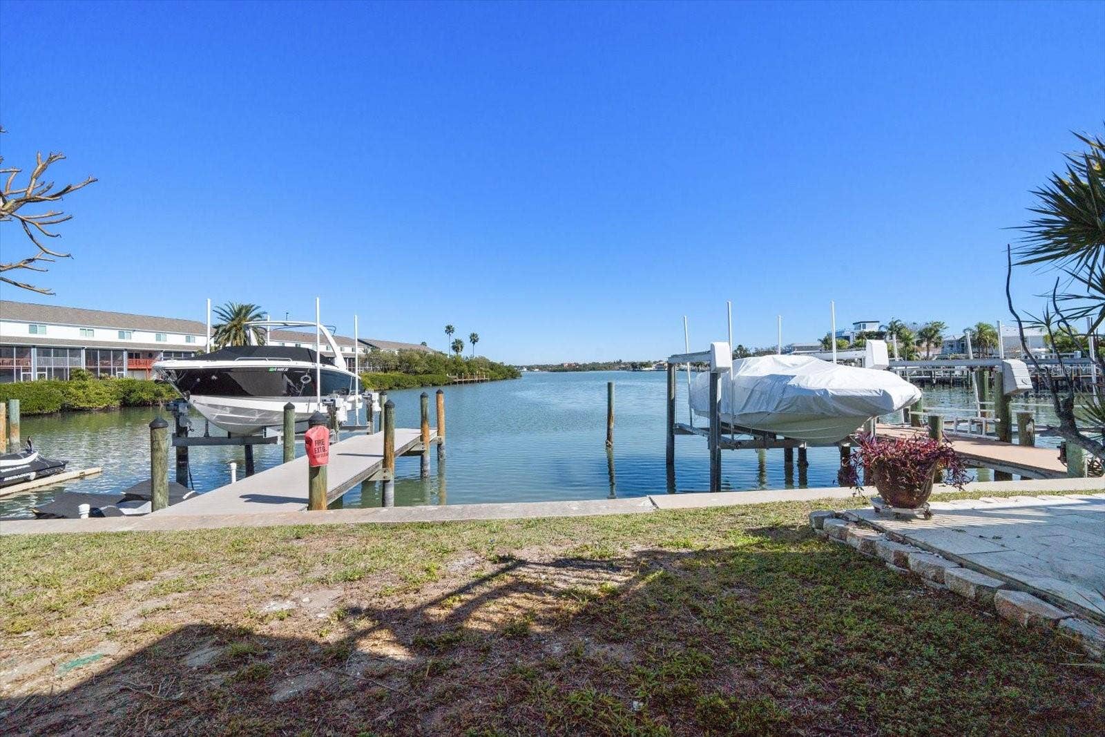 829 E GULF BOULEVARD, #107, Indian Rocks Beach, FL 33785 829 E GULF BOULEVARD, #107, Indian Rocks Beach, FL 33785