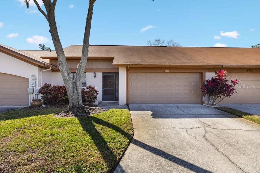 Property photo for 4071 SHORESIDE CIRCLE, Tampa, FL