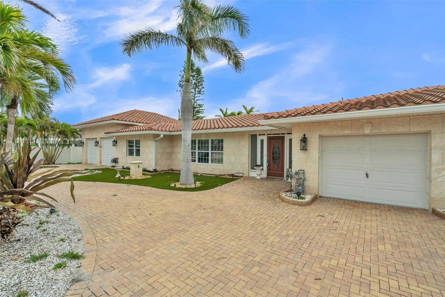 Property photo for 1031 MANDALAY AVENUE, Clearwater, FL