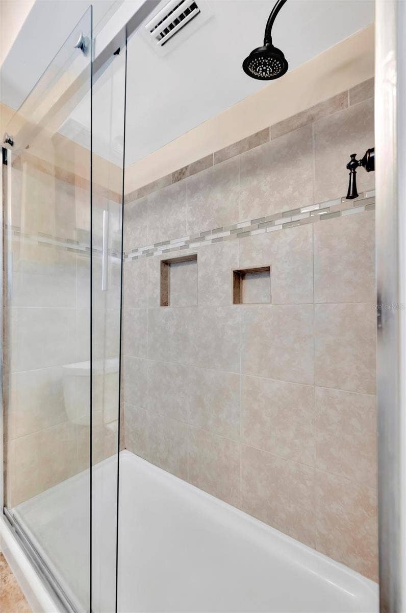 673 BAY ESPLANADE, #204, Clearwater Beach, FL 33767 673 BAY ESPLANADE, #204, Clearwater Beach, FL 33767