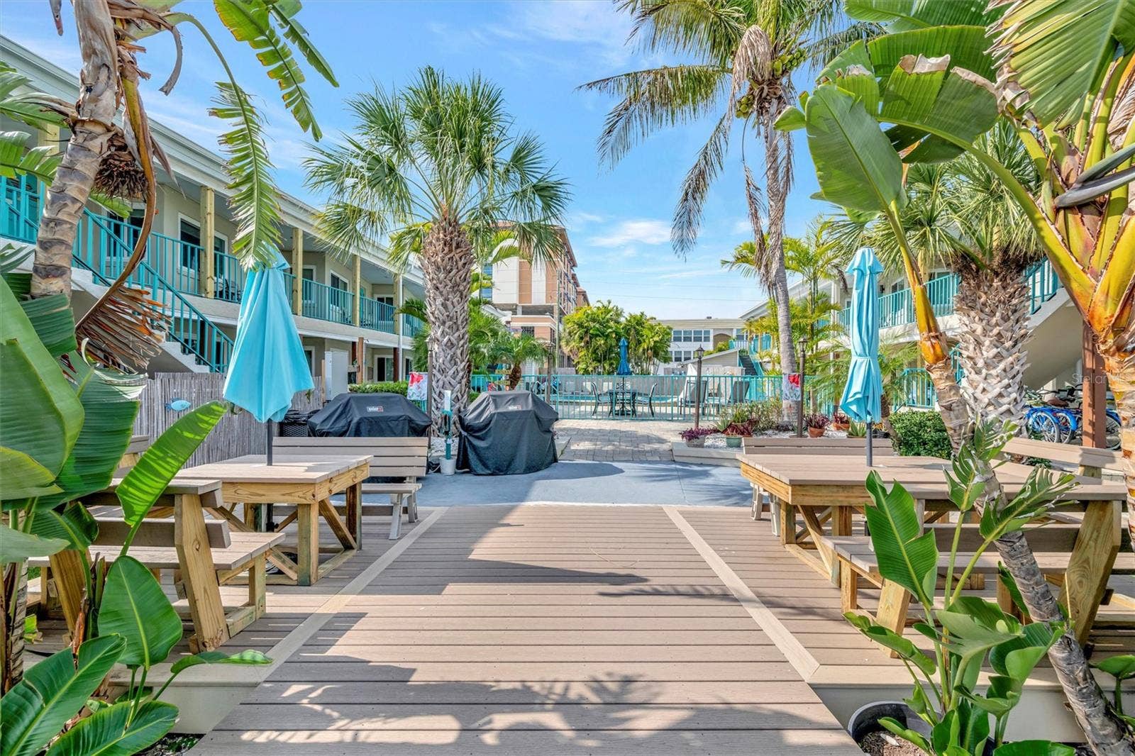 673 BAY ESPLANADE, #204, Clearwater Beach, FL 33767 673 BAY ESPLANADE, #204, Clearwater Beach, FL 33767