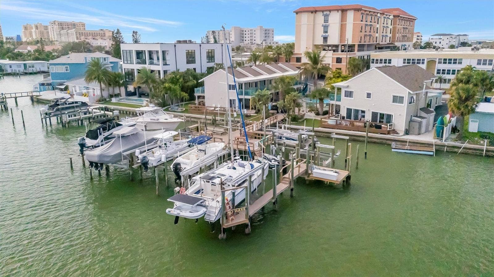 673 BAY ESPLANADE, #204, Clearwater Beach, FL 33767 673 BAY ESPLANADE, #204, Clearwater Beach, FL 33767