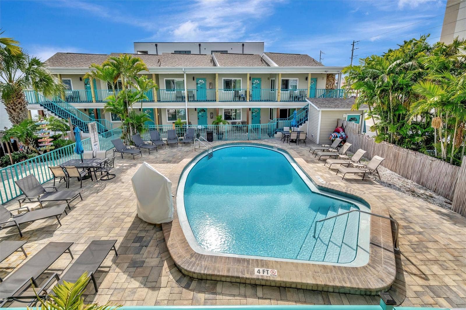 673 BAY ESPLANADE, #204, Clearwater Beach, FL 33767 673 BAY ESPLANADE, #204, Clearwater Beach, FL 33767