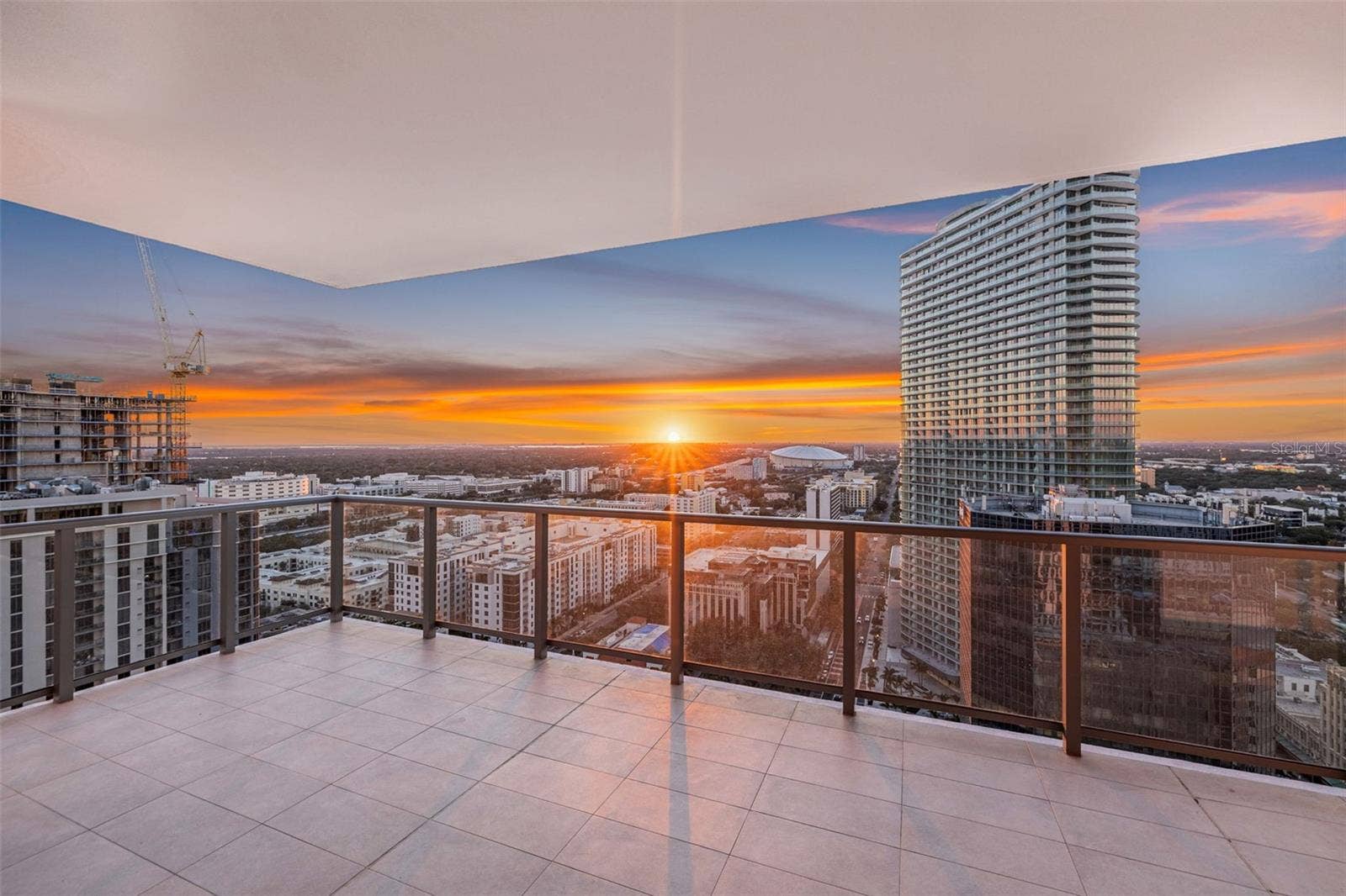 275 1ST AVE S, #2706, St Petersburg, FL 33701 275 1ST AVE S, #2706, St Petersburg, FL 33701