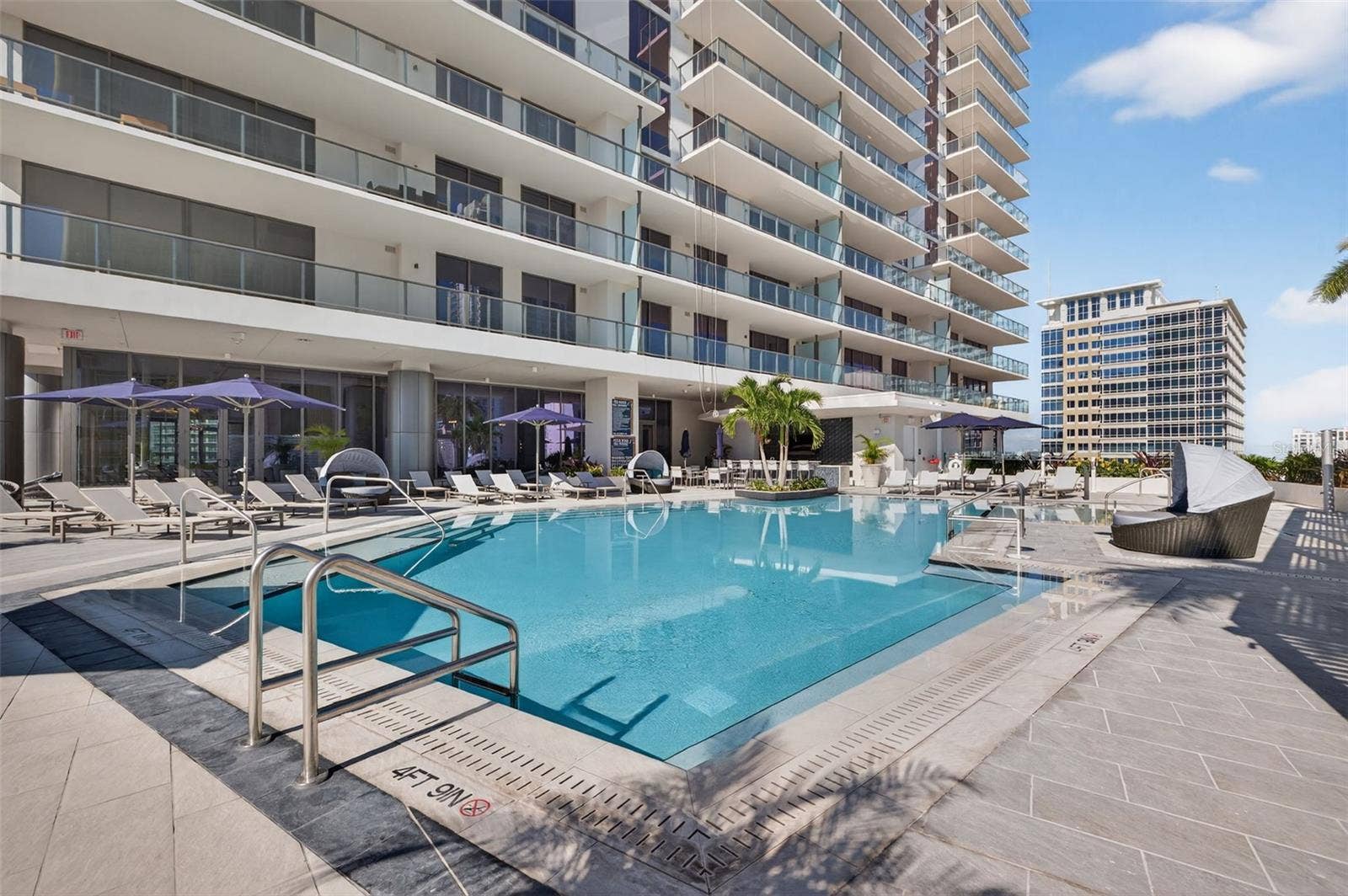 275 1ST AVE S, #2706, St Petersburg, FL 33701 Pool Deck