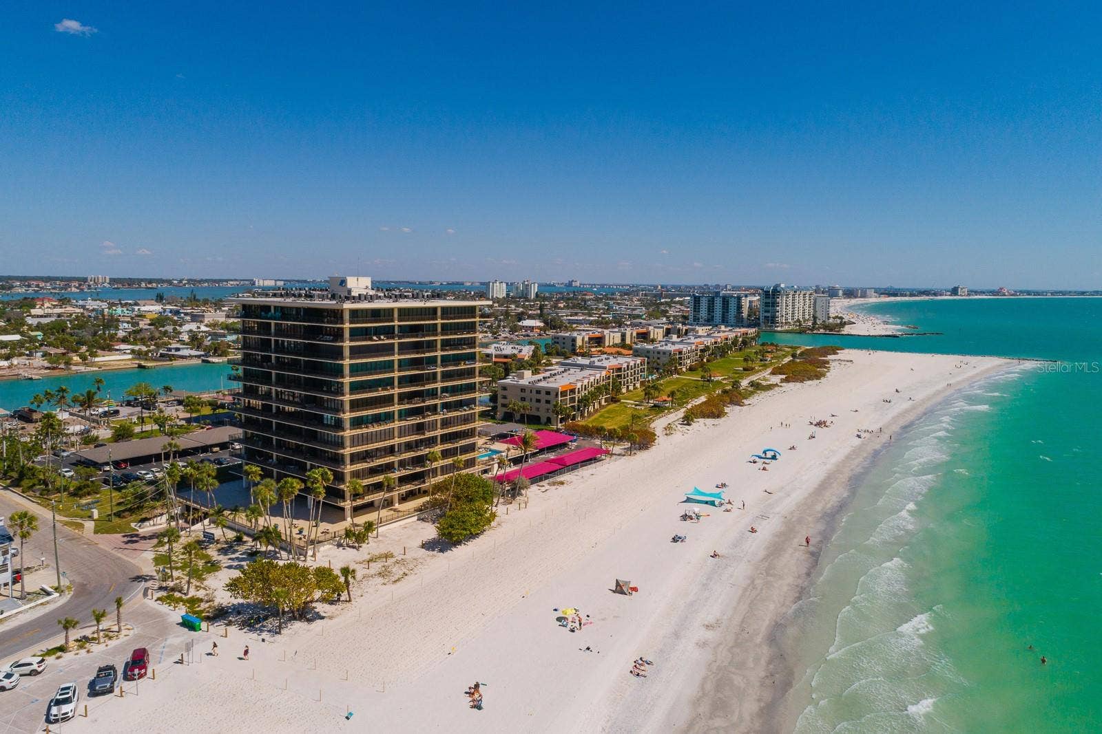 7650 BAYSHORE DRIVE, #1105, Treasure Island, FL 33706 7650 BAYSHORE DRIVE, #1105, Treasure Island, FL 33706