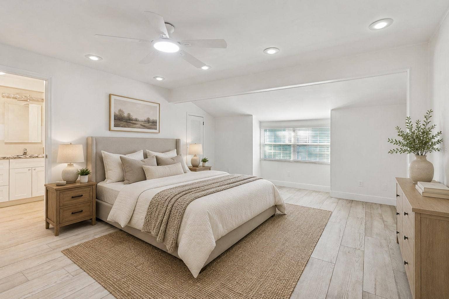 9628 DAVIS ROAD, Tampa, FL 33637 Primary Bedroom with EnSuite and Walk-In Closet