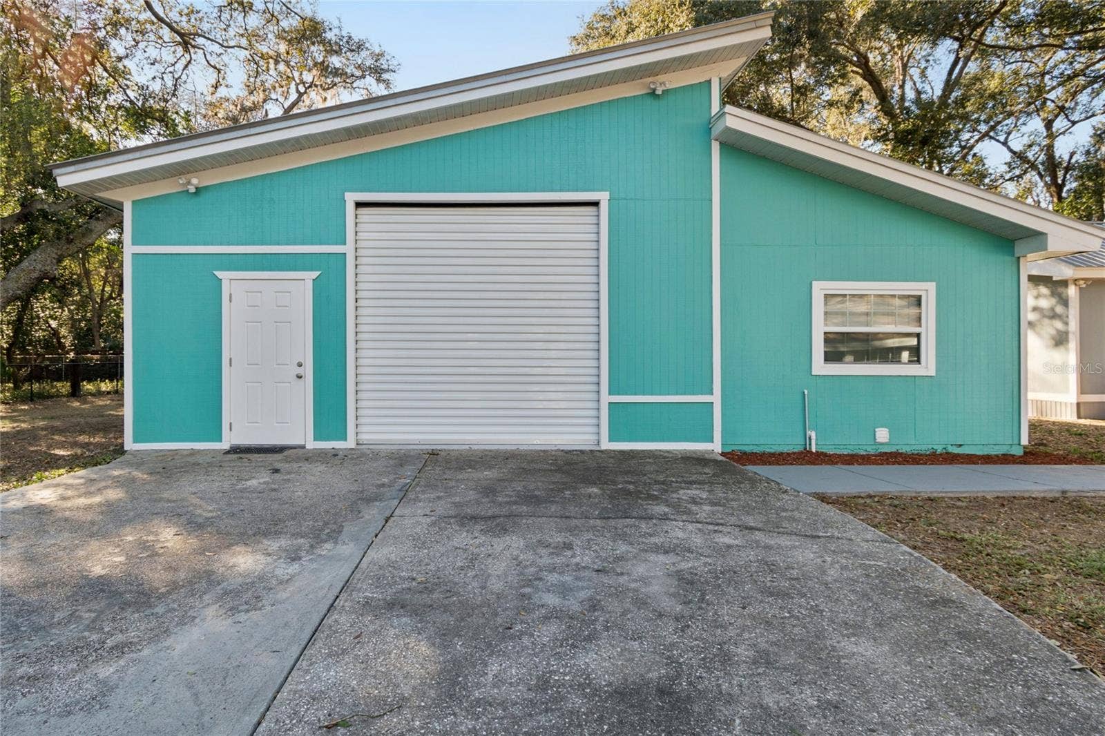 9628 DAVIS ROAD, Tampa, FL 33637 RV Garage and Workshop