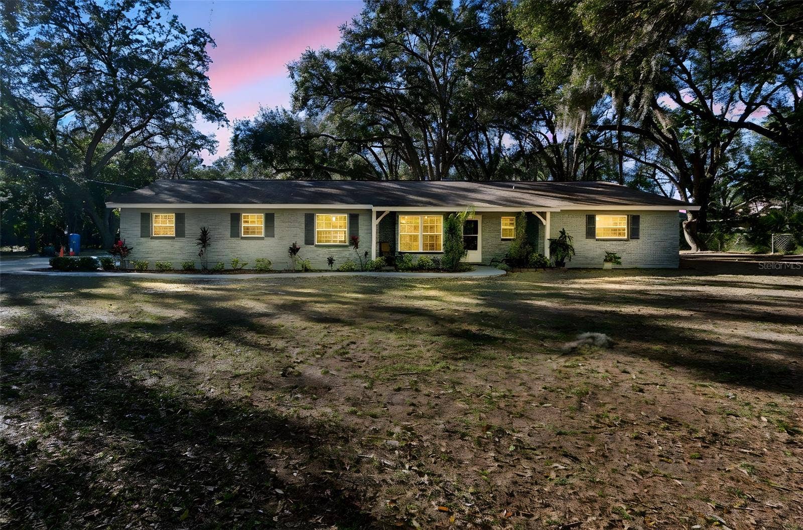 9628 DAVIS ROAD, Tampa, FL 33637 9628 DAVIS ROAD, Tampa, FL 33637