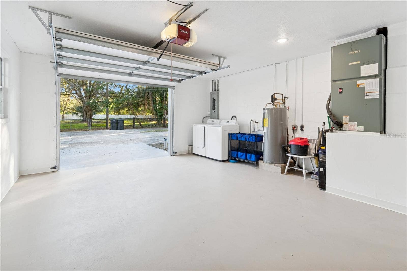 9628 DAVIS ROAD, Tampa, FL 33637 9628 DAVIS ROAD, Tampa, FL 33637