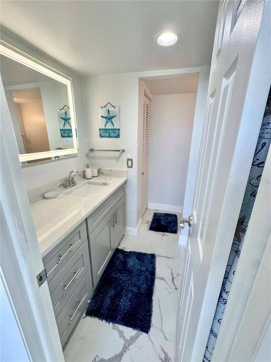 1380 GULF BOULEVARD, #805, Clearwater, FL 33767 1380 GULF BOULEVARD, #805, Clearwater, FL 33767