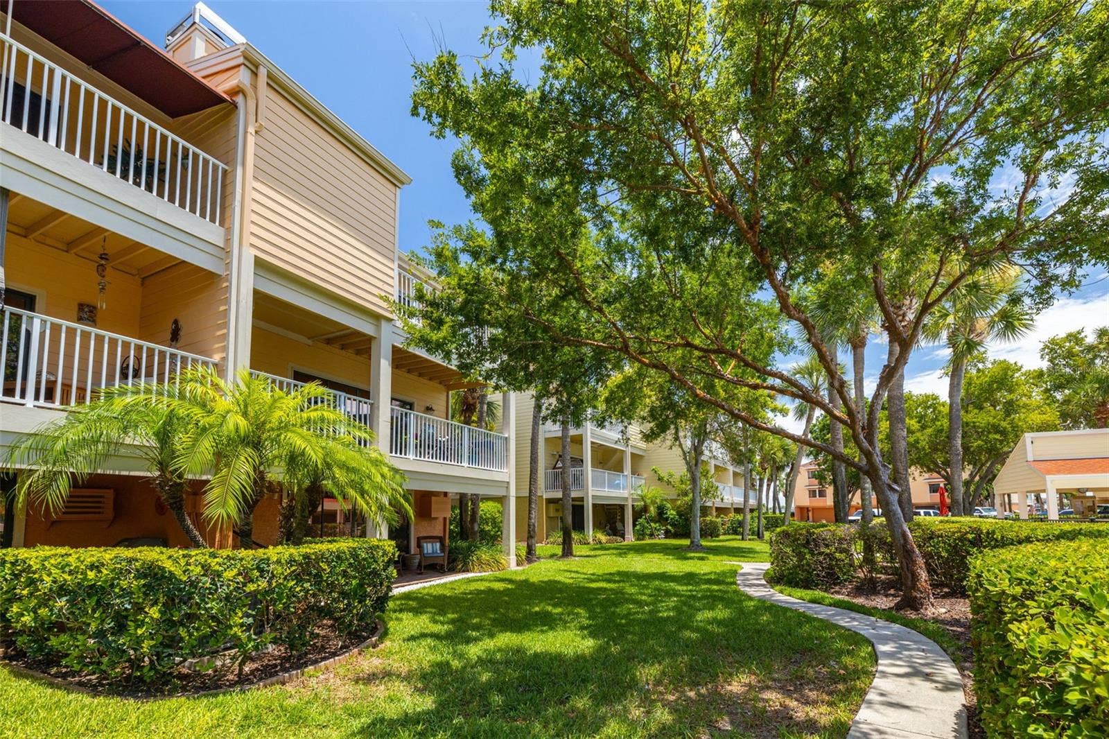 533 SANDY HOOK ROAD, Treasure Island, FL 33706