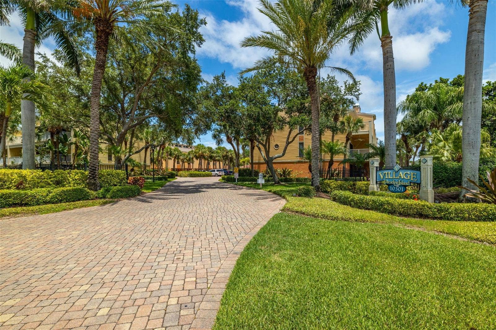 533 SANDY HOOK ROAD, Treasure Island, FL 33706