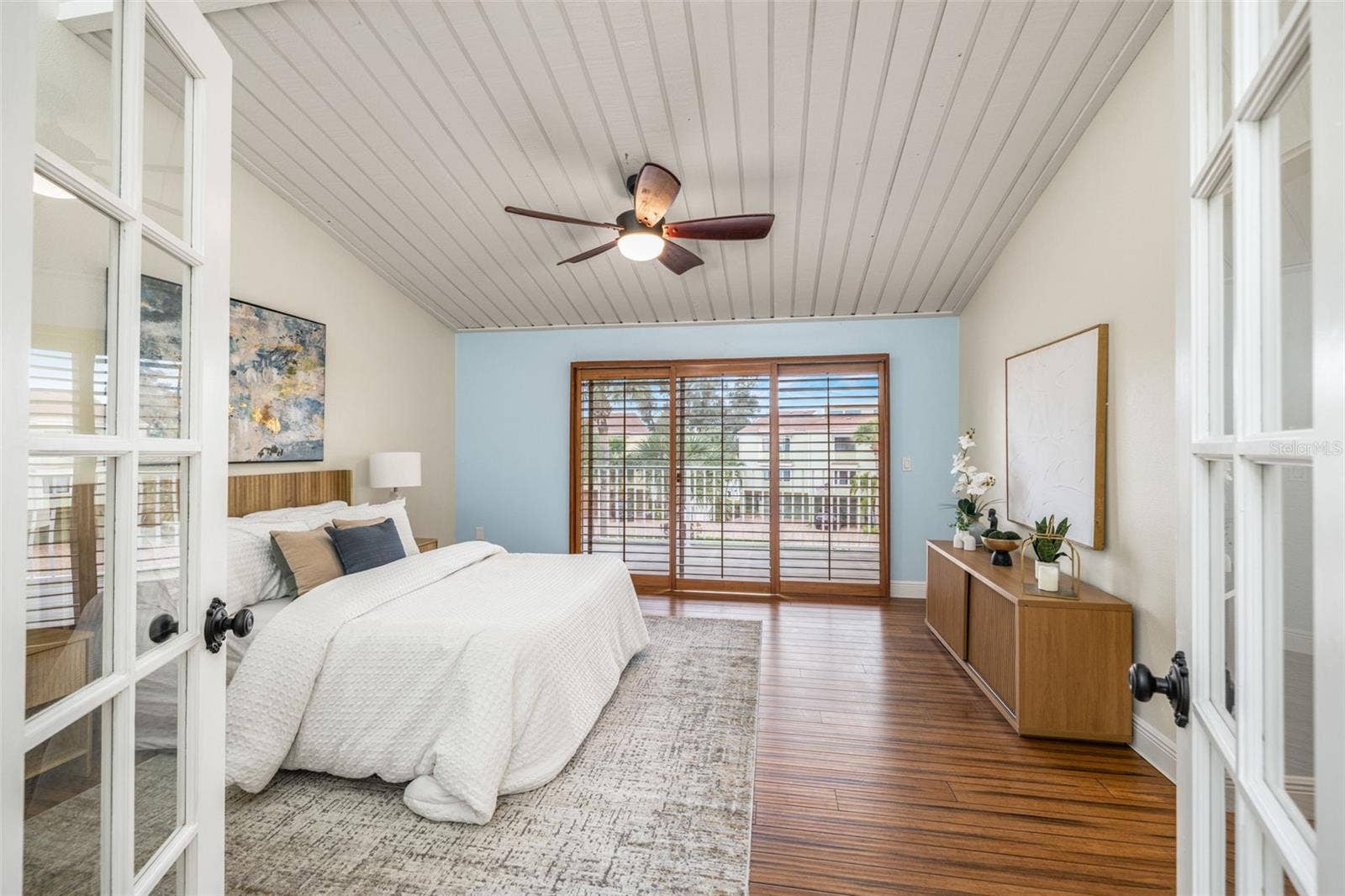 533 SANDY HOOK ROAD, Treasure Island, FL 33706