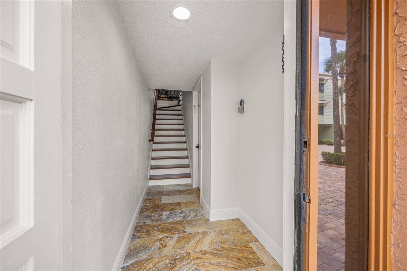 533 SANDY HOOK ROAD, Treasure Island, FL 33706