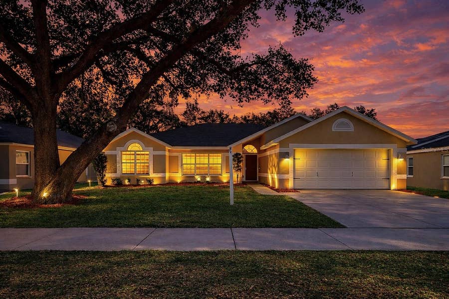 Property photo for 1306 GANGPLANK DRIVE, Valrico, FL
