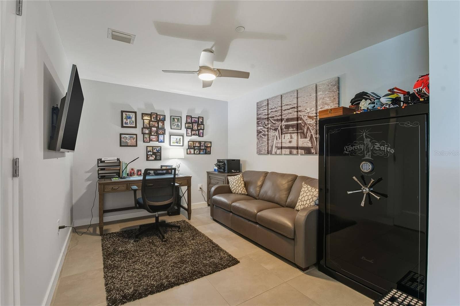920 N OSCEOLA AVENUE, #307, Clearwater, FL 33755