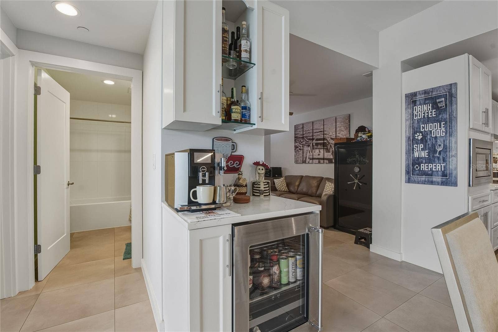 920 N OSCEOLA AVENUE, #307, Clearwater, FL 33755