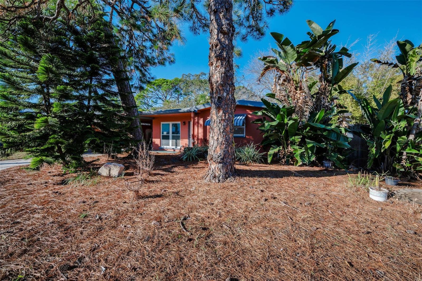 406 ORCHID LANE, Palm Harbor, FL 34683 Welcome to 406 Orchid Lane of Ozona!