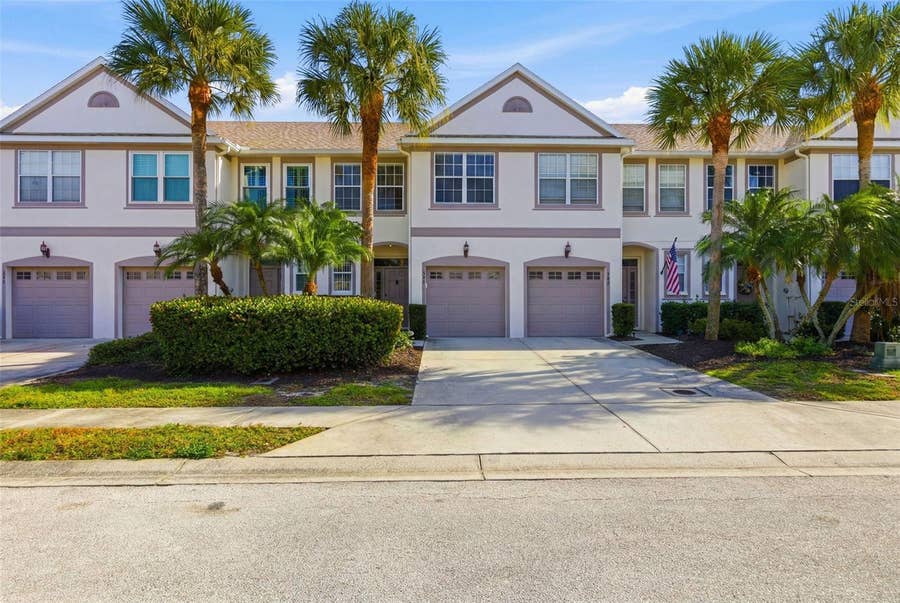 Property photo for 541 BLACK LION DRIVE NE, St Petersburg, FL