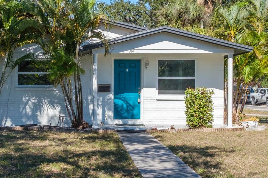 Property photo for 301 43RD AVENUE N, St Petersburg, FL