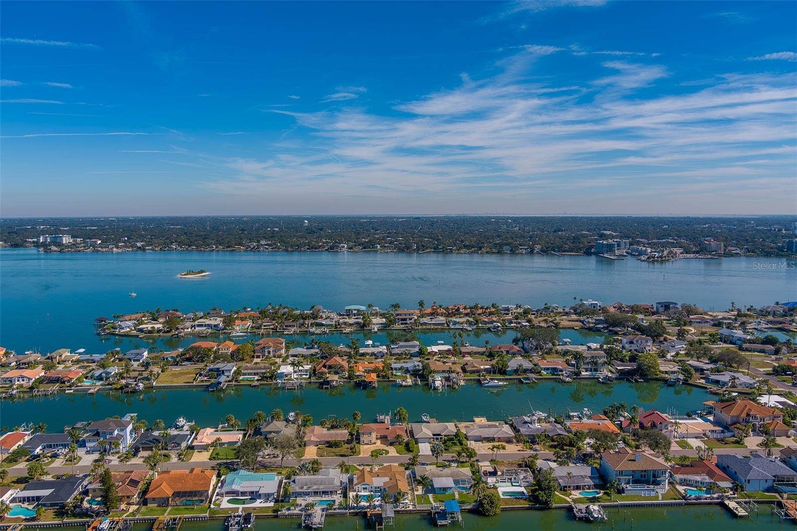 207 MIDWAY ISLAND, Clearwater Beach, FL 33767 207 MIDWAY ISLAND, Clearwater Beach, FL 33767