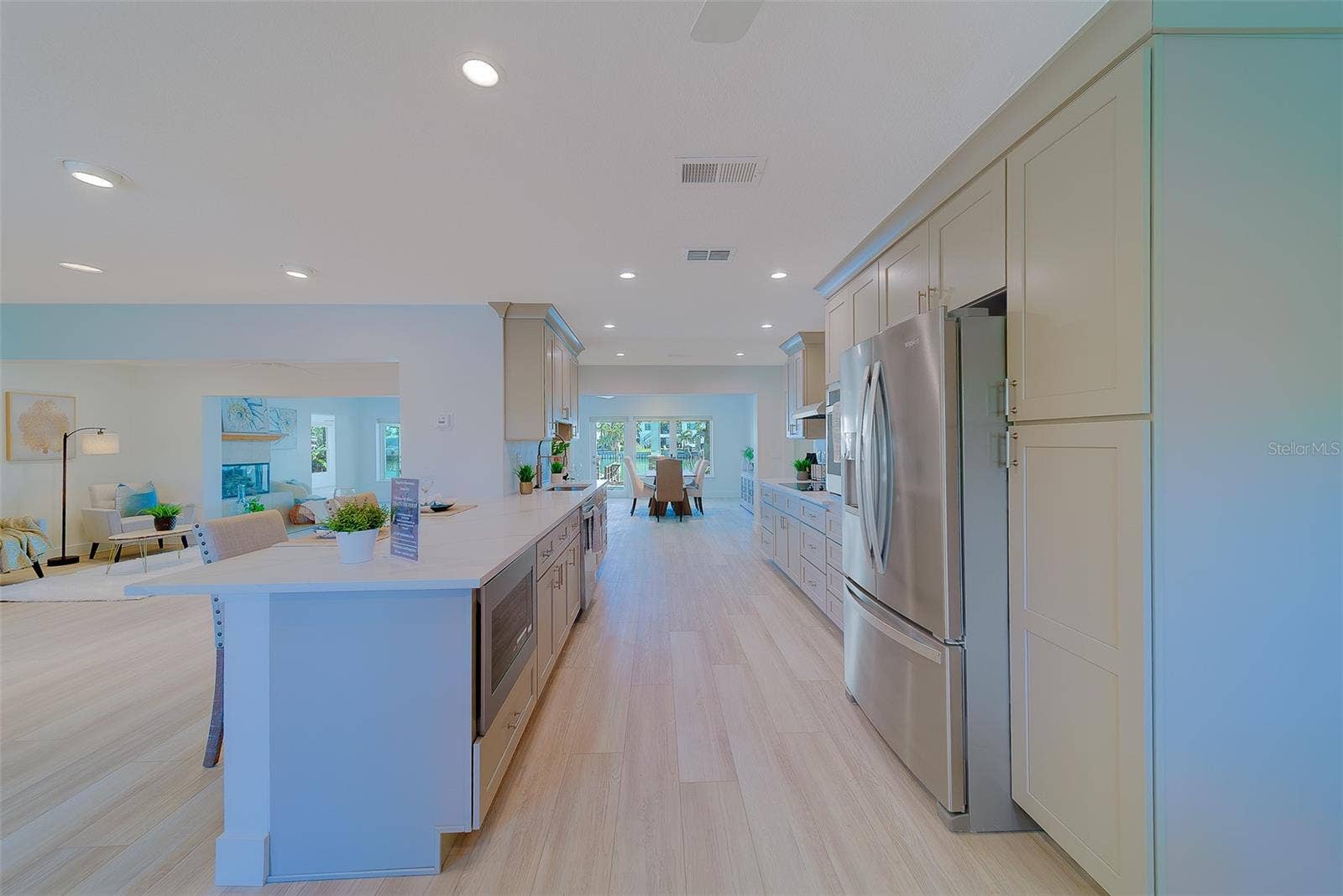 207 MIDWAY ISLAND, Clearwater Beach, FL 33767 207 MIDWAY ISLAND, Clearwater Beach, FL 33767