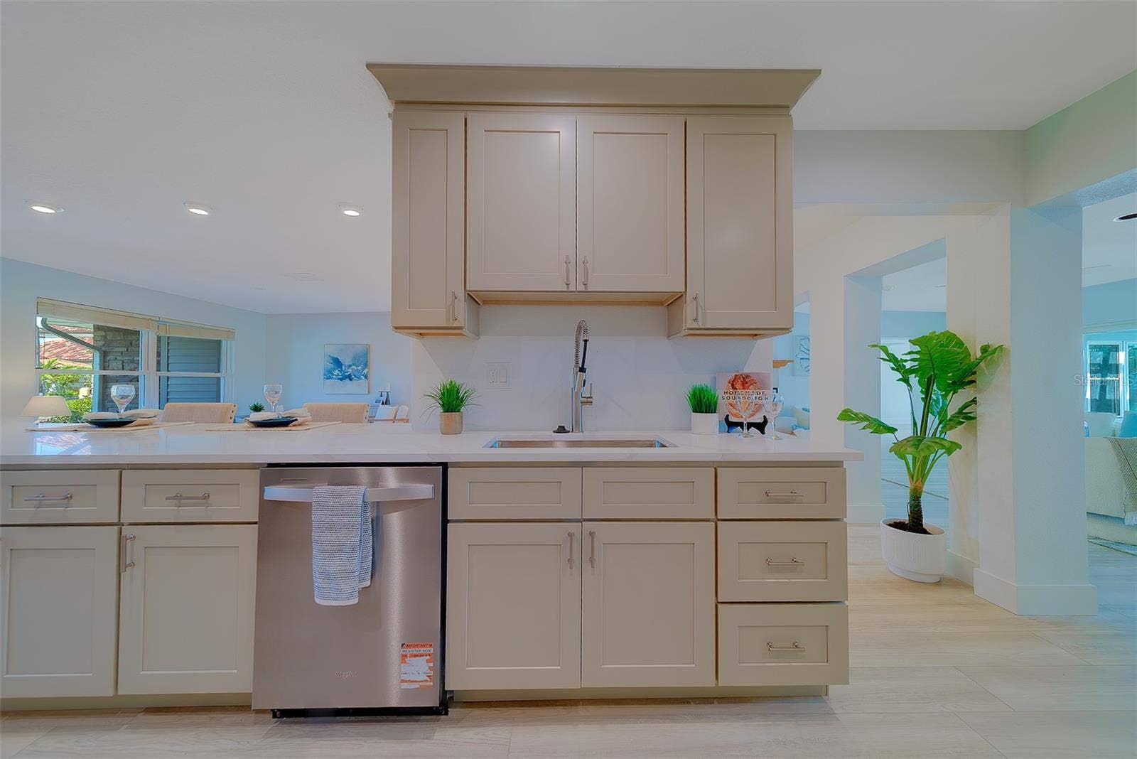 207 MIDWAY ISLAND, Clearwater Beach, FL 33767 207 MIDWAY ISLAND, Clearwater Beach, FL 33767
