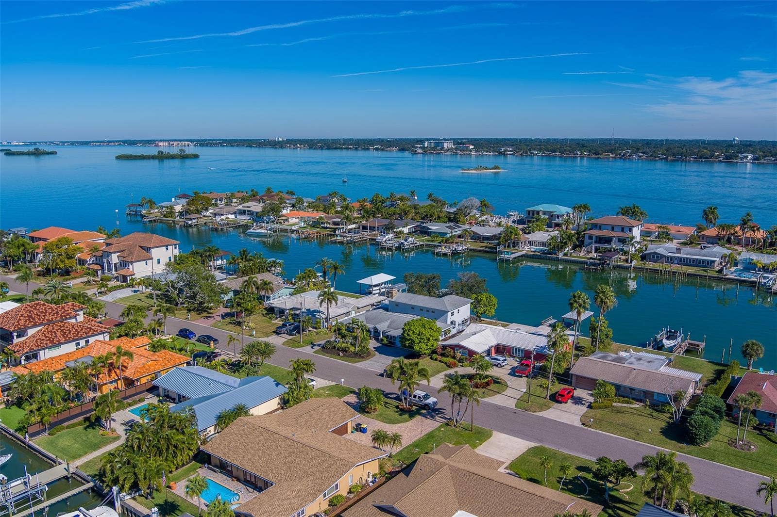 207 MIDWAY ISLAND, Clearwater Beach, FL 33767 207 MIDWAY ISLAND, Clearwater Beach, FL 33767