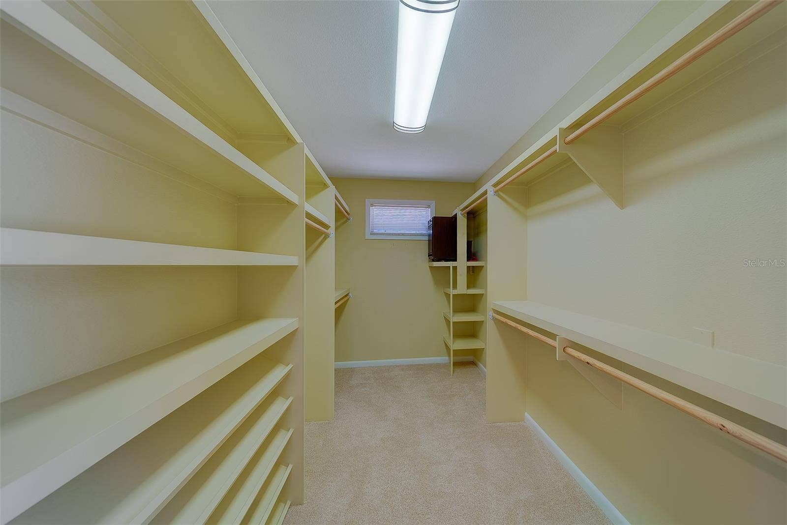 207 MIDWAY ISLAND, Clearwater Beach, FL 33767 207 MIDWAY ISLAND, Clearwater Beach, FL 33767