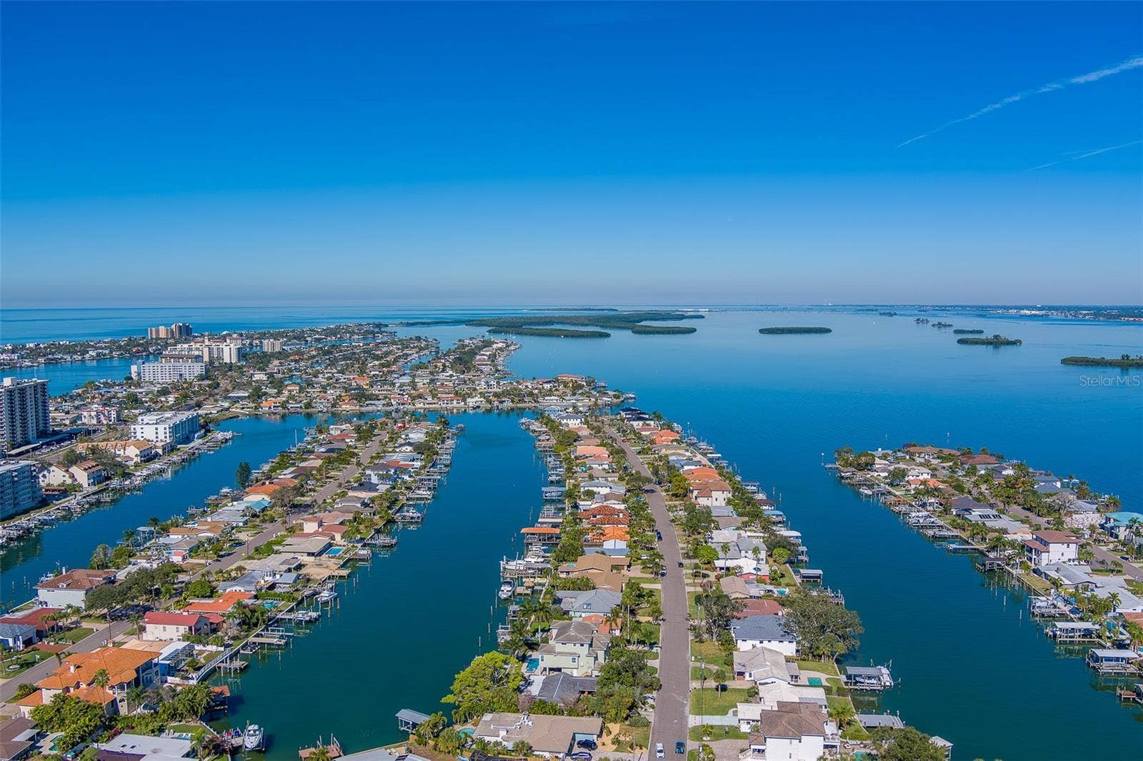 207 MIDWAY ISLAND, Clearwater Beach, FL 33767 207 MIDWAY ISLAND, Clearwater Beach, FL 33767